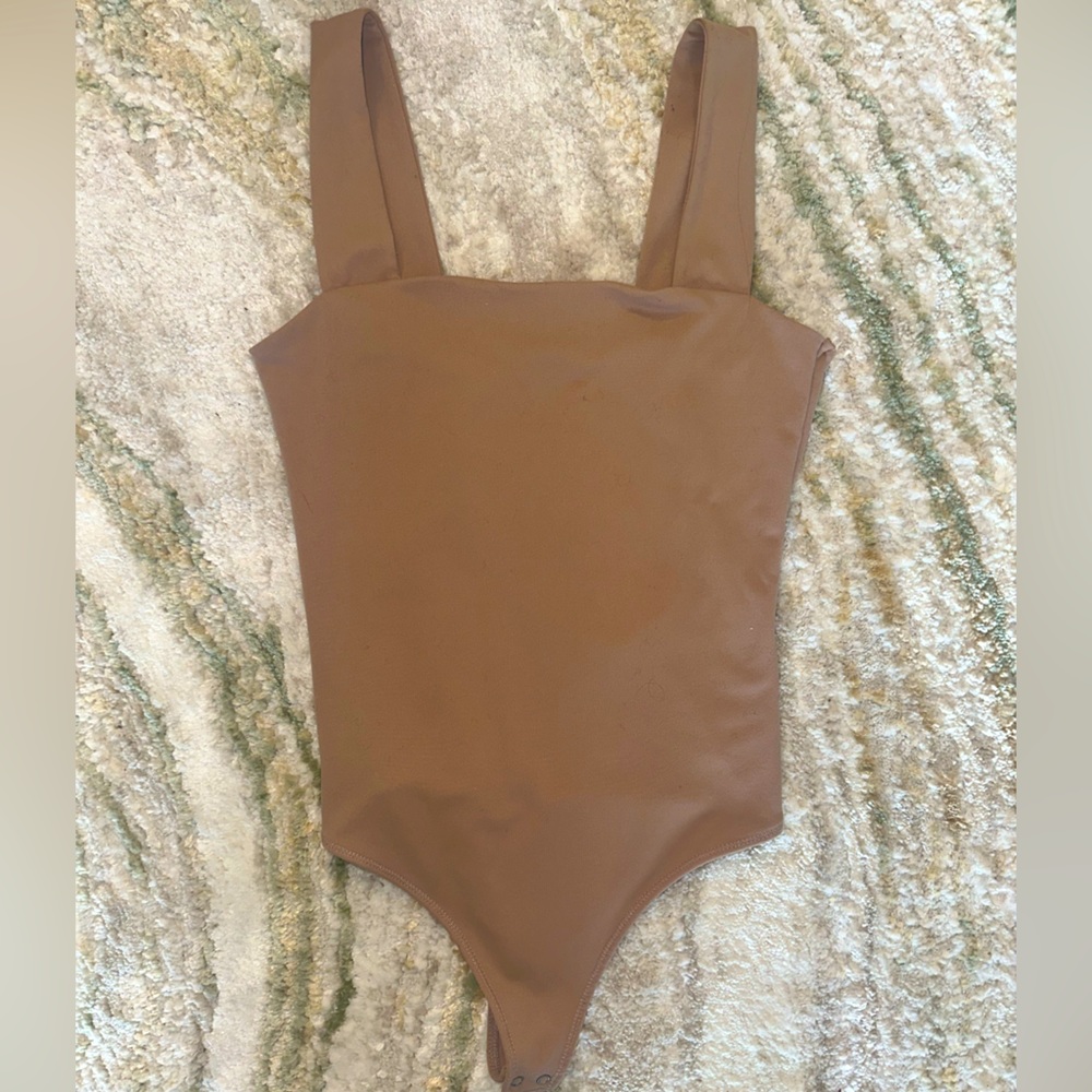 Abercrombie square neck brown/tan bodysuit size small